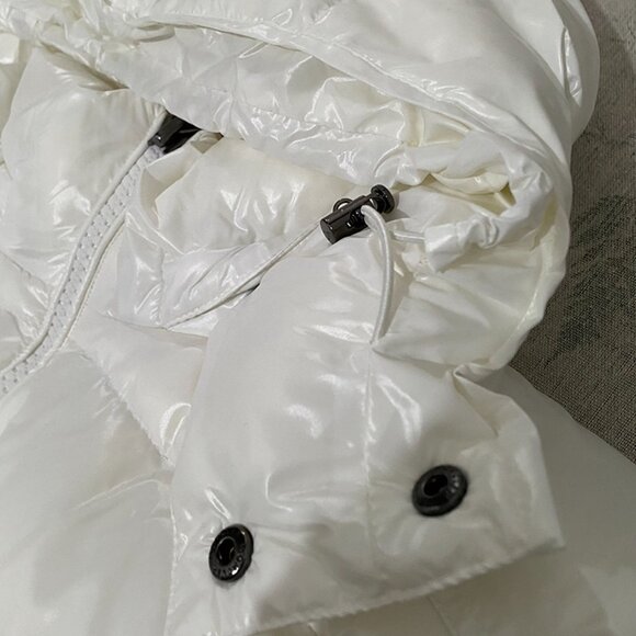 Mens White Moncler Down Jacket With Hood - Picture 2 of 10